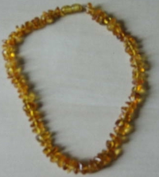 Le collier d'ambre Ambre