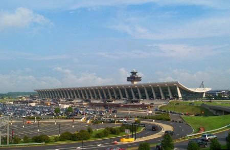 L'aéroport de Washington  Dulles_airport-mothetty