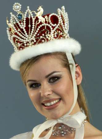 Miss International 2001: Małgorzata Rożniecka of Poland 36579dd684_35456690_o2