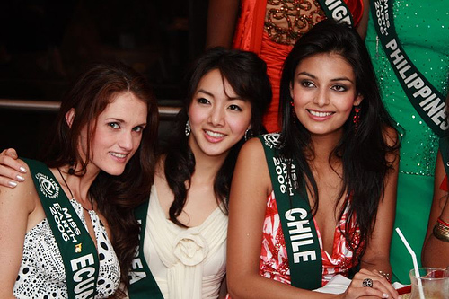 2006 | MISS EARTH | HIL HERNADEZ B1da4b31b3_38383634_o2