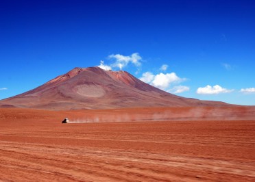 Impact # 753 Siloli_desert_in_bolivia-372x266