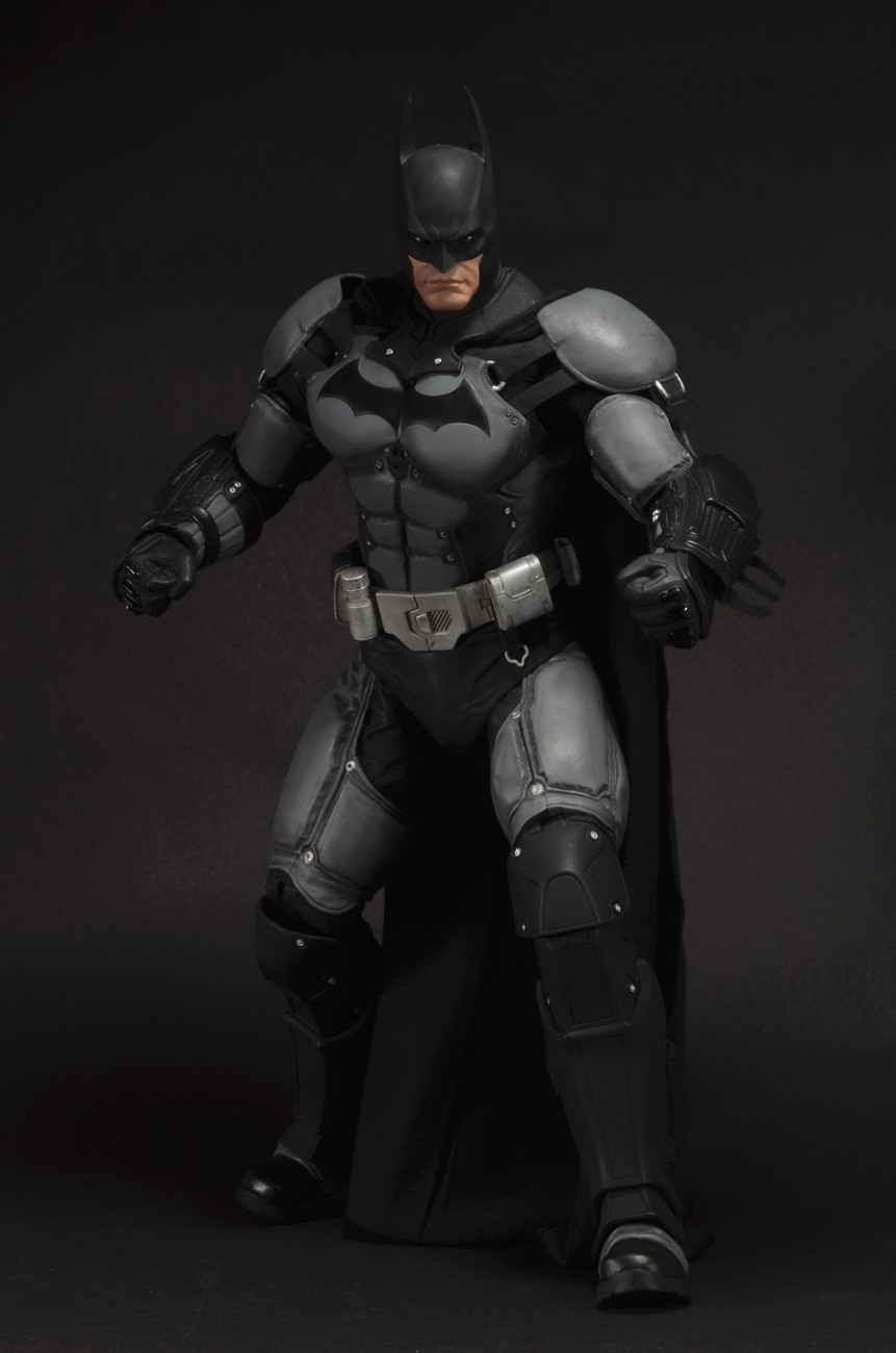 [NECA] Batman Arkham Origins - Batman 1/4 Scale - Página 4 1300w-Arkham_Batman15_tn