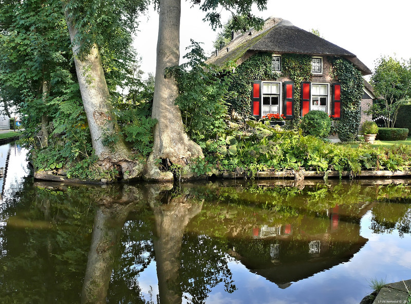 Giethoorn - La Venise Verte de Hollande P1190055-L