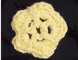 tuto pour faire des fleurs en crochet Fleur_6