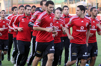 الاهلى يؤجل استئناف التدريبات حتى الاحد القادم  26030-training_98