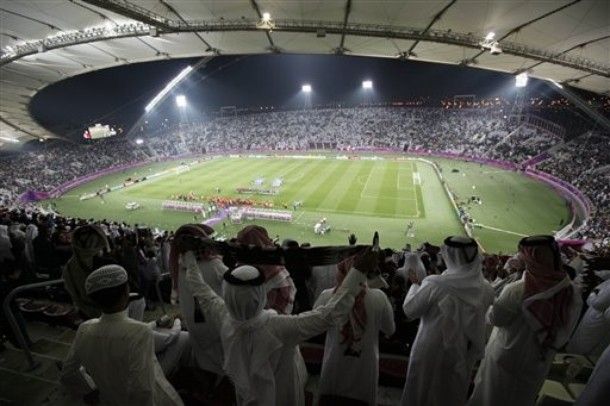 ثنائية أوزبكستان تصعق المنتخب القطري في افتتاح بطولة أسيا 25561-qatr_uzbe_asiacup20