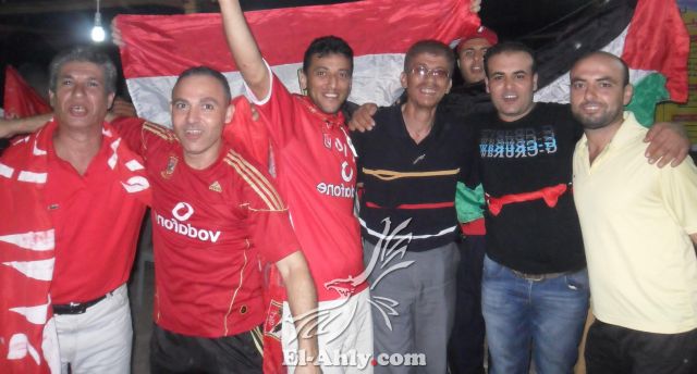 صور فرحة جماهير الاهلي في غزة بفوز الاهلي بالدوري 2011 29919-fangaza_5