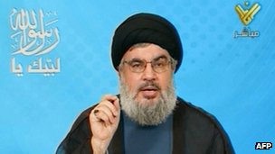 Hezbollah urges new lebanon protests _62930529_62930483