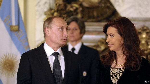 Vladimir Putin signs Argentina nuclear deals on Latam tour _76225806_76225805