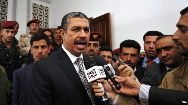 Yemen crisis: President resigns as rebels tighten hold _80459519_80459518
