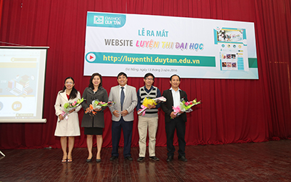THPT - Duy Tân Ra mắt Website Luyện thi Online Hỗ trợ Học sinh THPT 294A3588