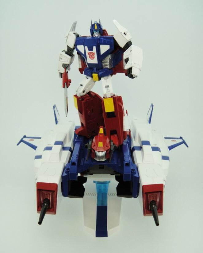 [Masterpiece] MP-24 Star Saber par Takara Tomy - Page 2 59718732156ba2ad20714e96abe00dfc_zpsc4824748_1410878109