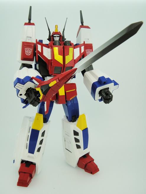 [Masterpiece] MP-24 Star Saber par Takara Tomy - Page 2 BxCyluICUAA1RNE_1410379609