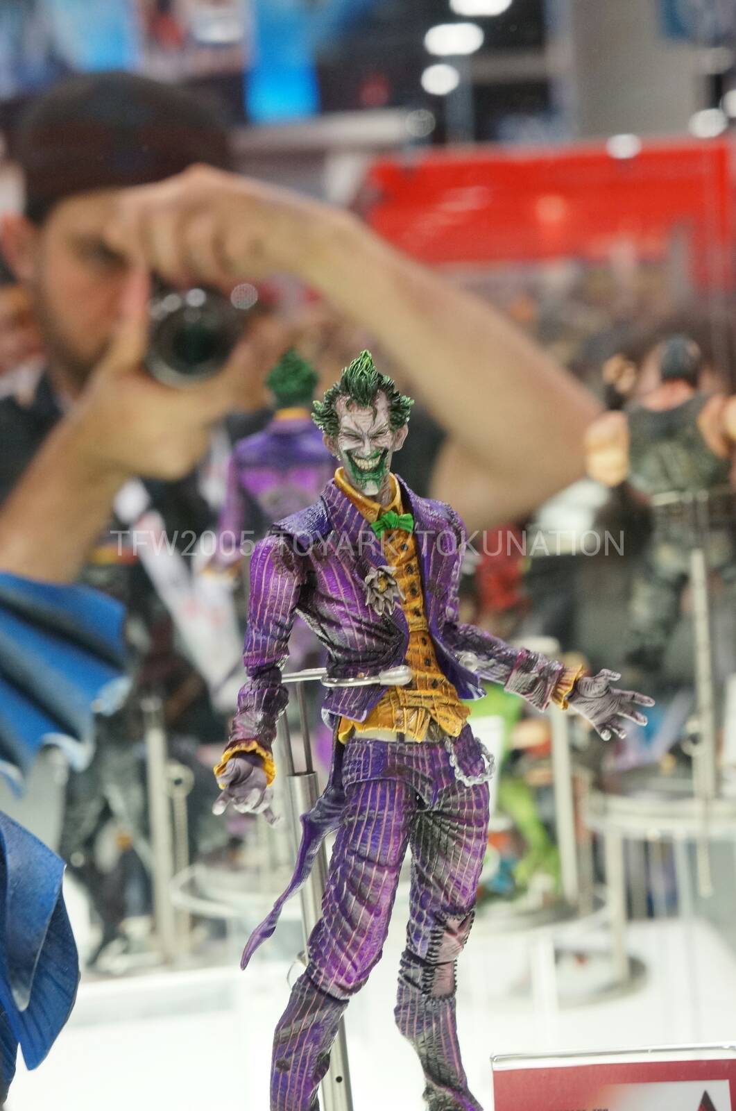 [SDCC 2013] Square Enix Play Arts Kai - DC Comics DSC02845