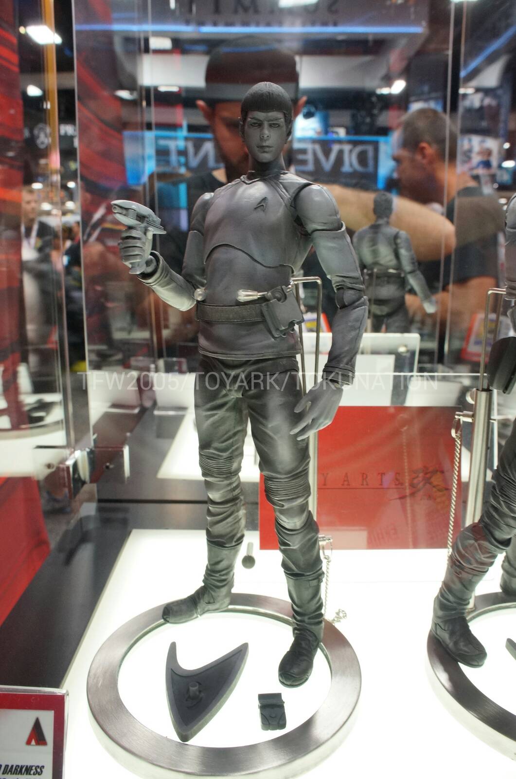 [SDCC 2013] Square Enix Play Arts Kai - Figuras de filmes DSC02898