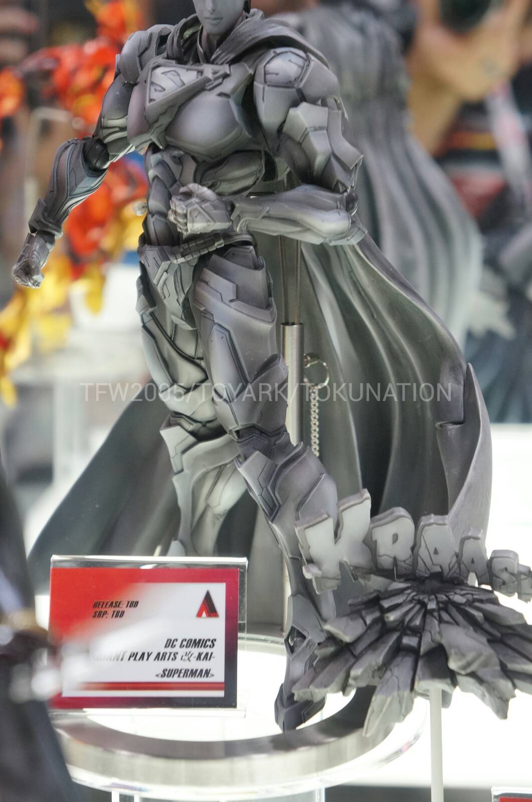 [SDCC 2013] Square Enix Play Arts Kai - DC Comics DSC02933