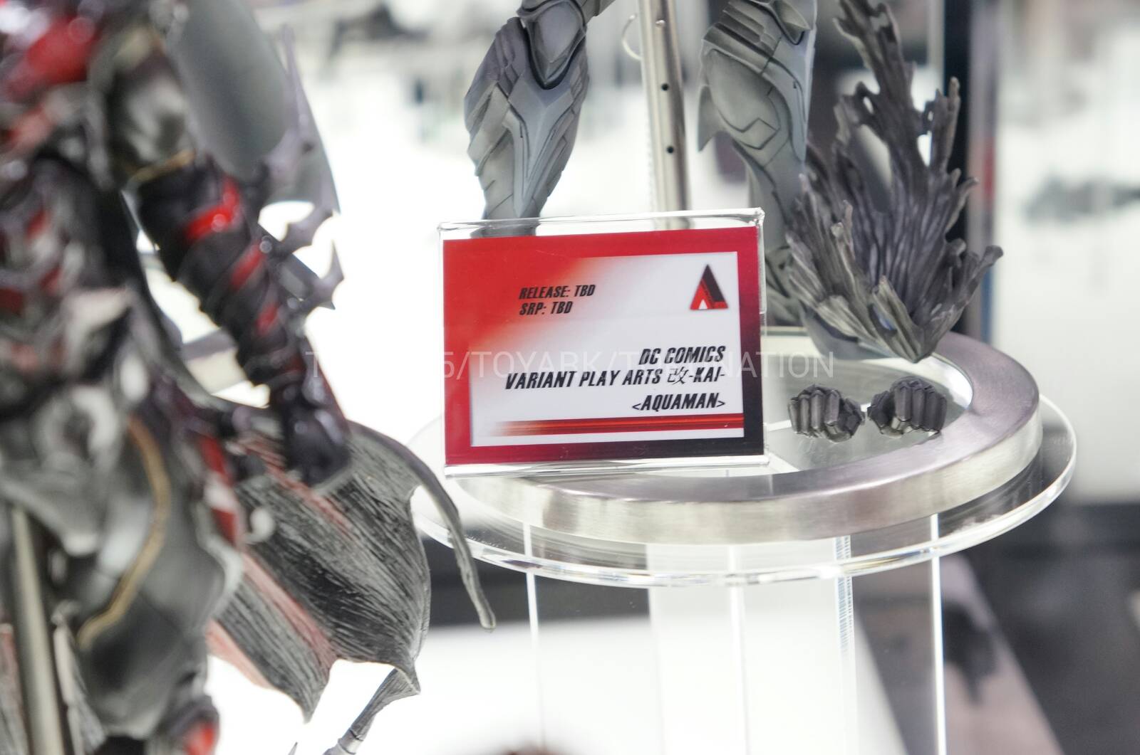 [SDCC 2013] Square Enix Play Arts Kai - DC Comics DSC02951