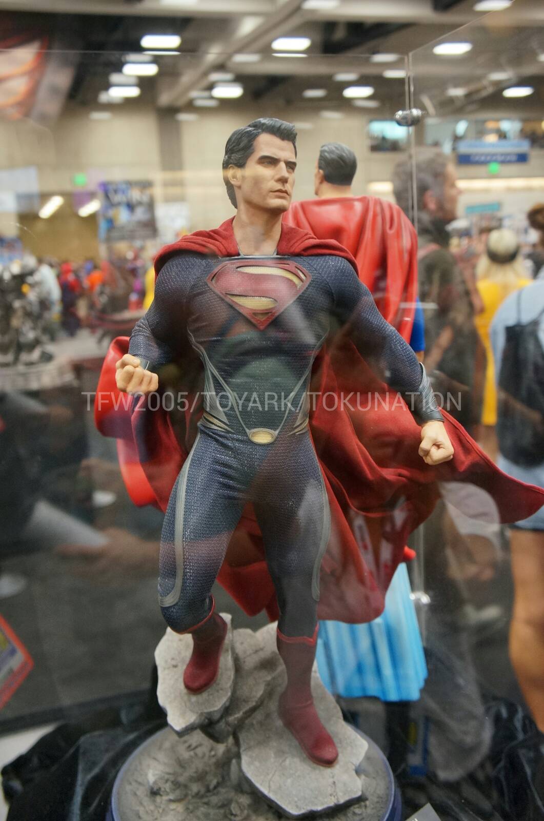 Sideshow: Man Of Steel - Superman SDCC-2013-Sideshow-DC-Comics-005