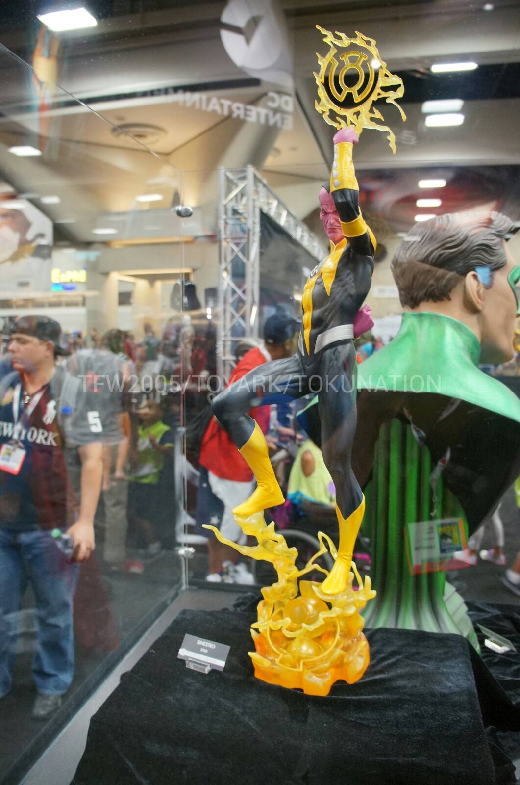 Sideshow: Man Of Steel - Superman SDCC-2013-Sideshow-DC-Comics-007