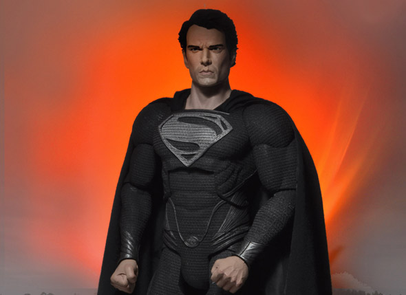 [NECA] Superman Man of Steel - "Black Costume" 1/4 scale NECA-Black-Suit-Superman-001