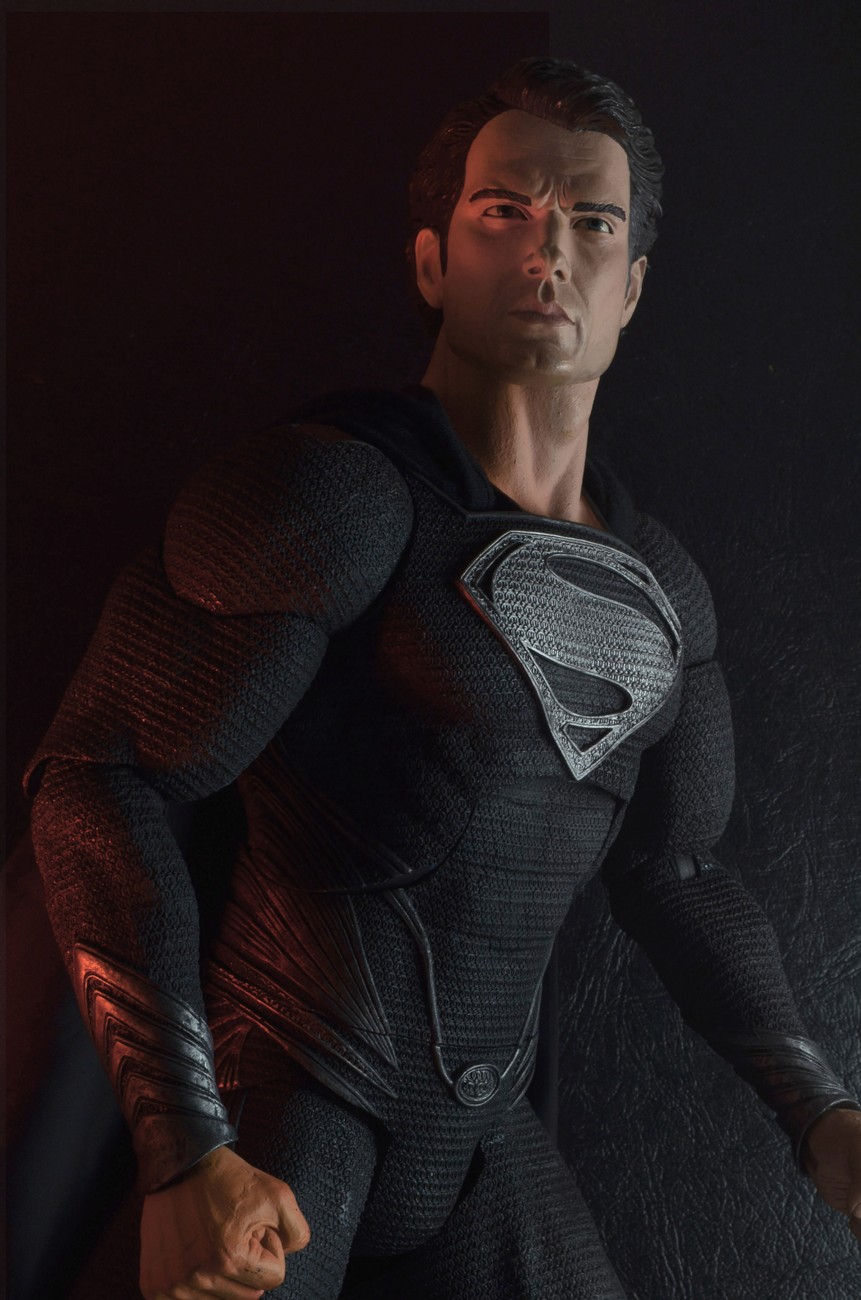 [NECA] Superman Man of Steel - "Black Costume" 1/4 scale NECA-Black-Suit-Superman-005