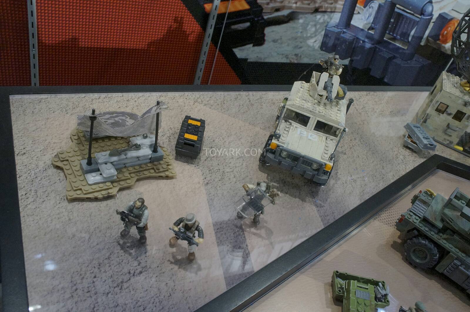 [EVENTO] Toy Fair 2014 - Megablocks Toy-Fair-2014-Call-of-Duty-Mega-Bloks-025