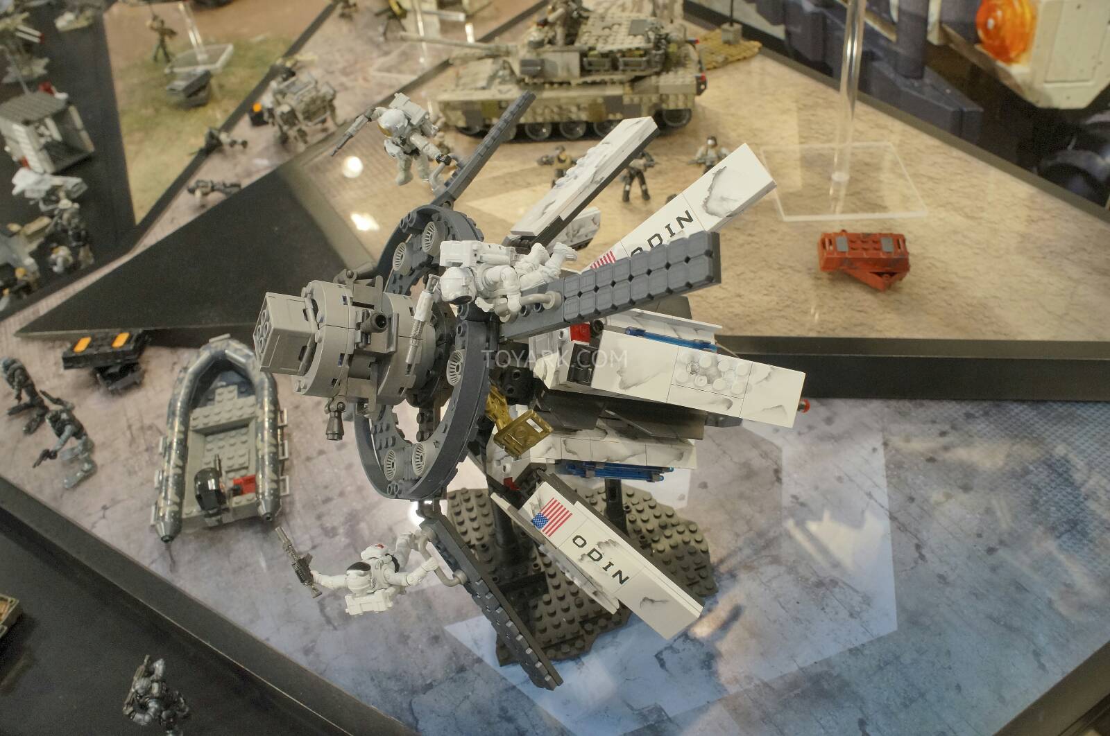 [EVENTO] Toy Fair 2014 - Megablocks Toy-Fair-2014-Call-of-Duty-Mega-Bloks-047