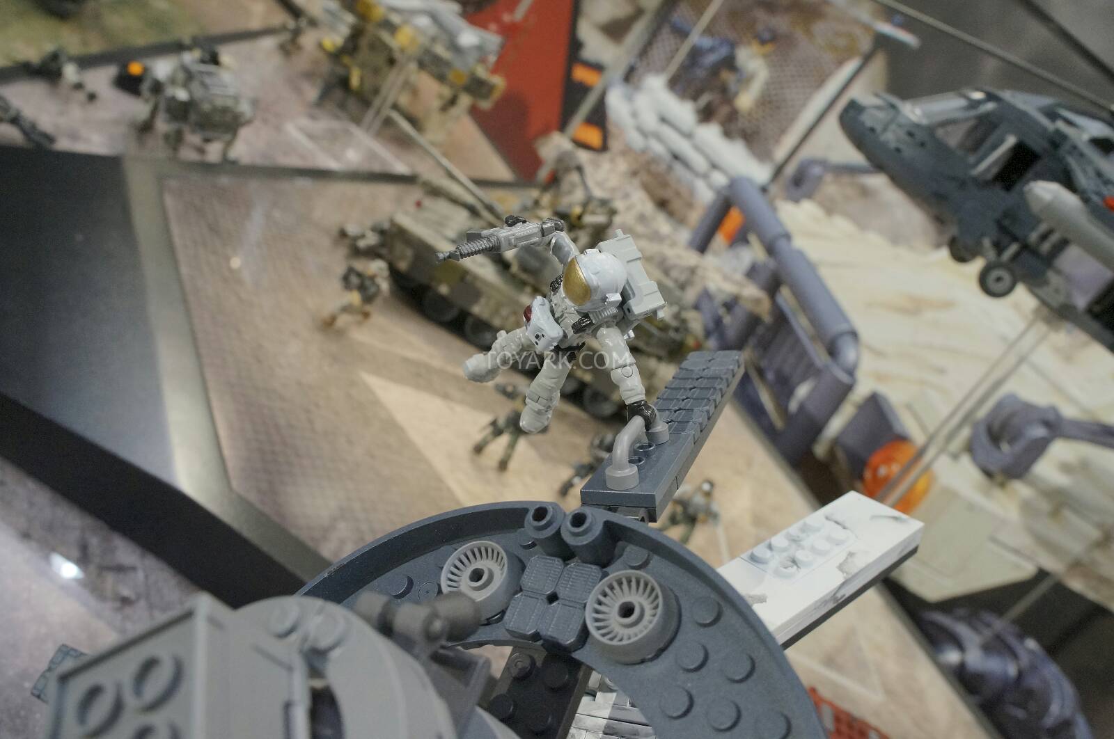 [EVENTO] Toy Fair 2014 - Megablocks Toy-Fair-2014-Call-of-Duty-Mega-Bloks-053