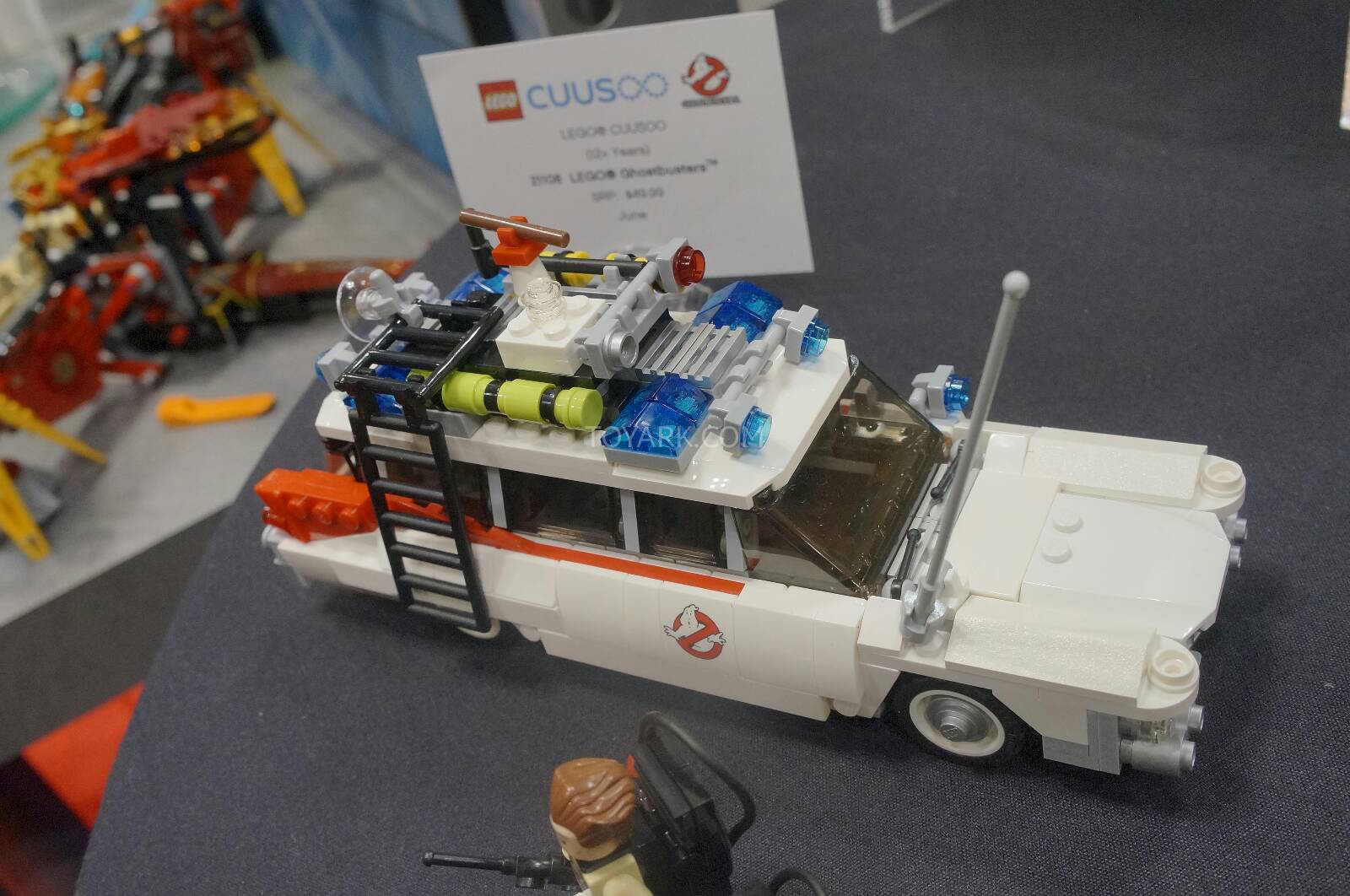 [LEGO] Ecto-1 Ghostbusters 30th Anniversary Set - Página 2 Toy-Fair-2014-LEGO-Ghostbusters-006