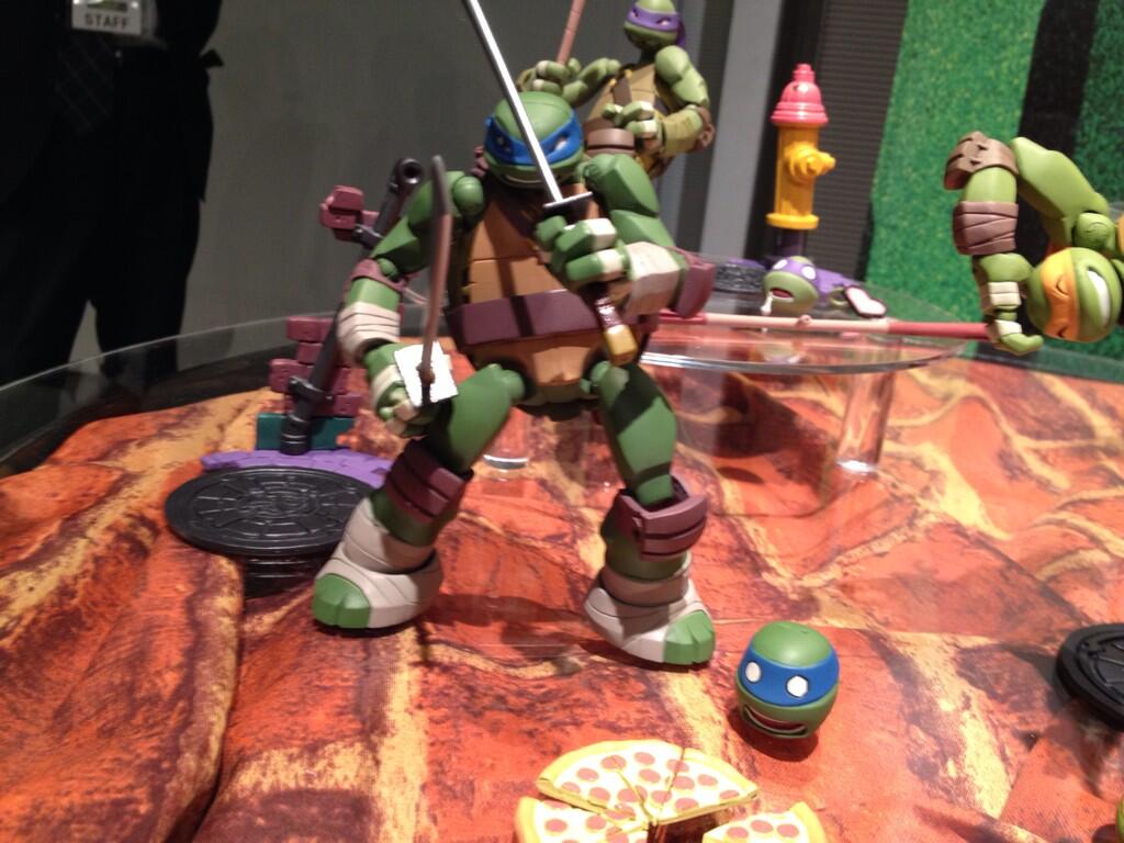 [Kaiyodo] Revoltech |  TMNT - Página 3 TMNT-Revoltech-Leonardo-3