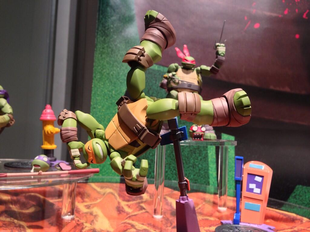 [Kaiyodo] Revoltech |  TMNT - Página 3 TMNT-Revoltech-Michelangelo-1