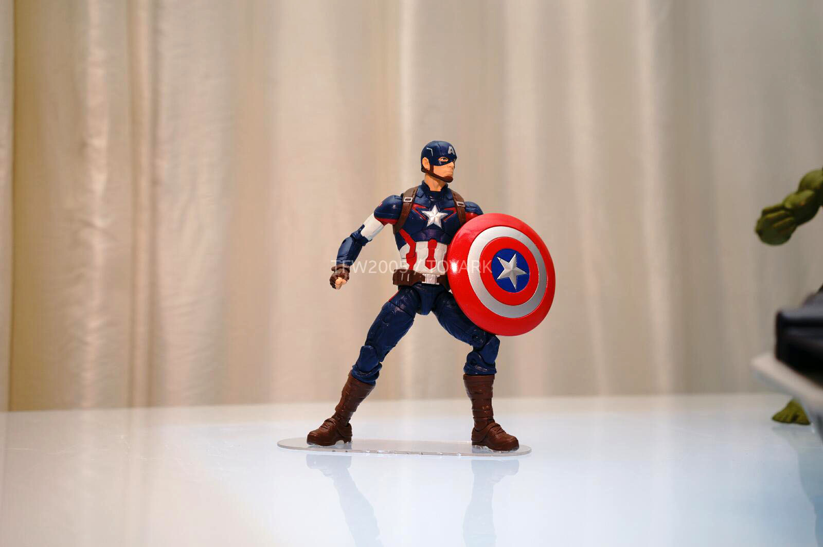 [Hasbro] NYCC | Marvel Legends | Avengers – Age of Ultron  DSC08140