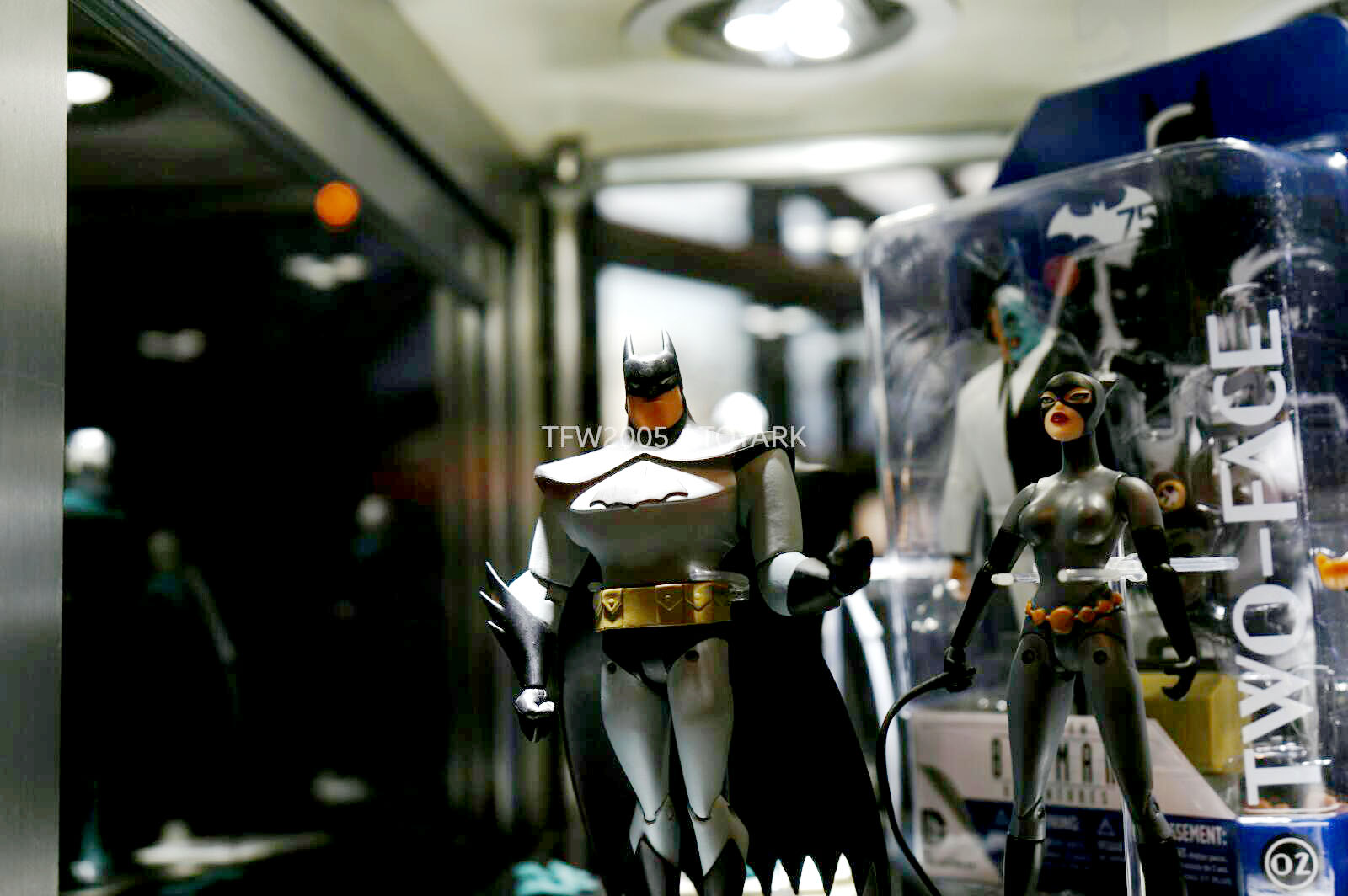 [NYCC 2014] DC Collectibles Display NYCC-2014-DC-Collectibles-008