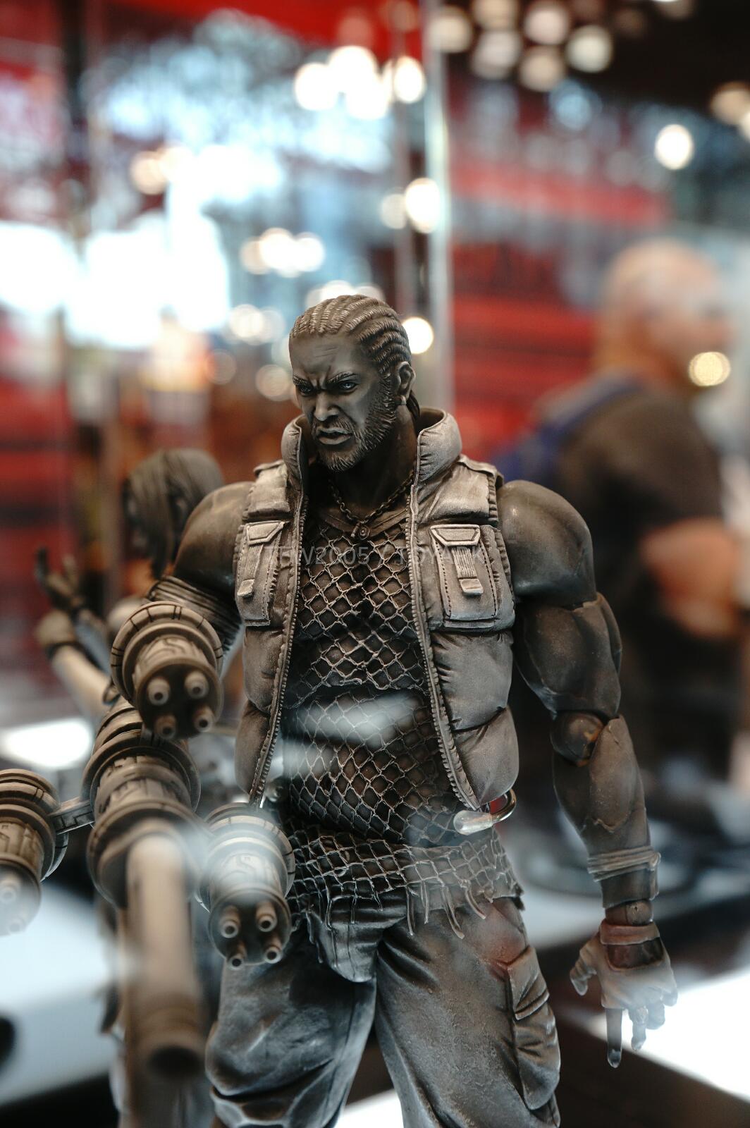 [NYCC 2014] Play Arts Kai - Video Game NYCC-2014-Play-Arts-Kai-Final-Fantasy-VII-011