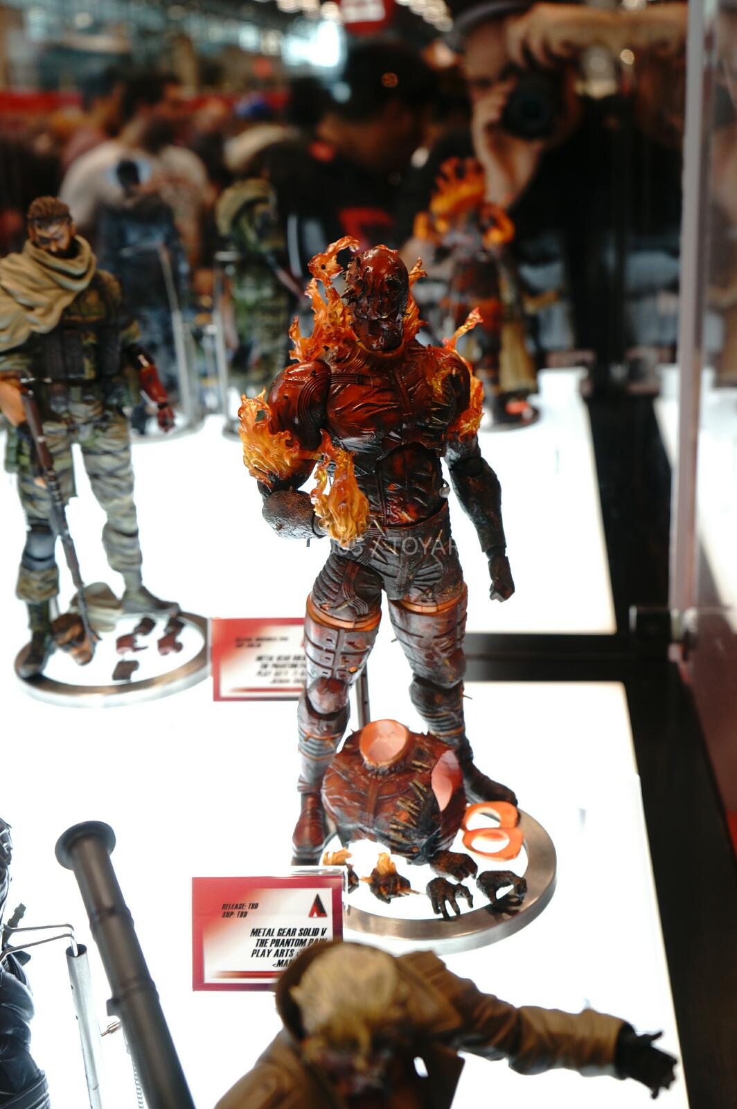 [NYCC 2014] Play Arts Kai - Video Game NYCC-2014-Play-Arts-Kai-Metal-Gear-006