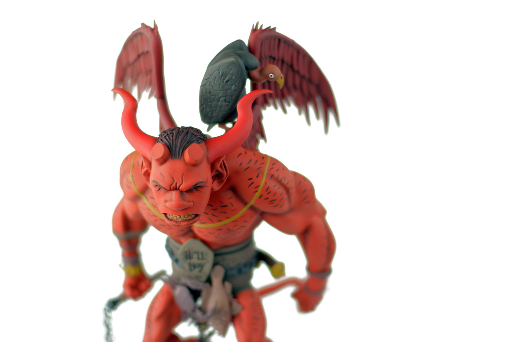 [Mondo] Hellboy Original Sketch Mondo-First-Hellboy-Statue-Color-014