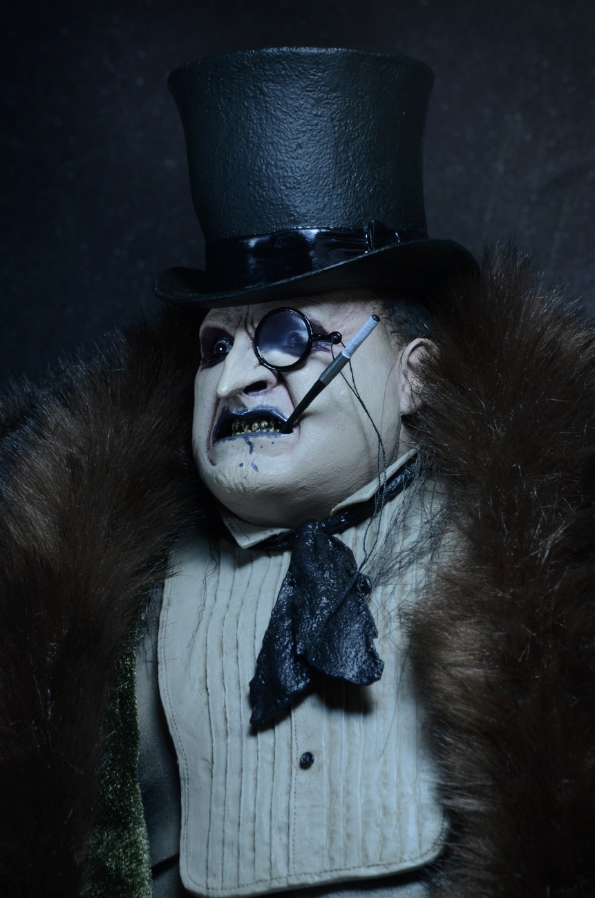 [NECA] 1/4 Scale - Batman Returns - Penguin  NECA-Batman-Returns-Penguin-Quarter-Scale-Figure-010