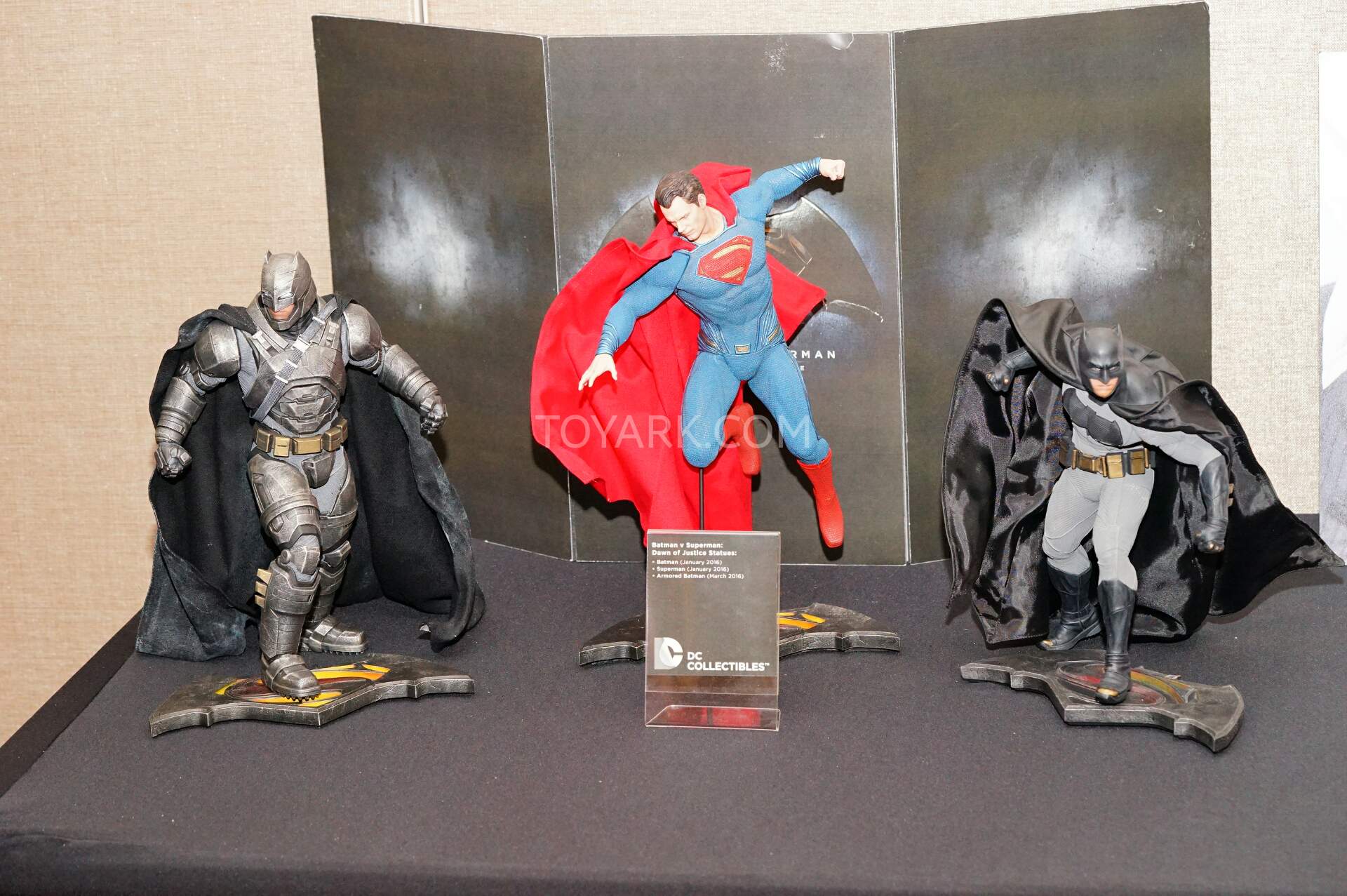 [SDCC 2015] DC Collectibles SDCC2015-DC-Collectibles-Batman-v-Superman-001