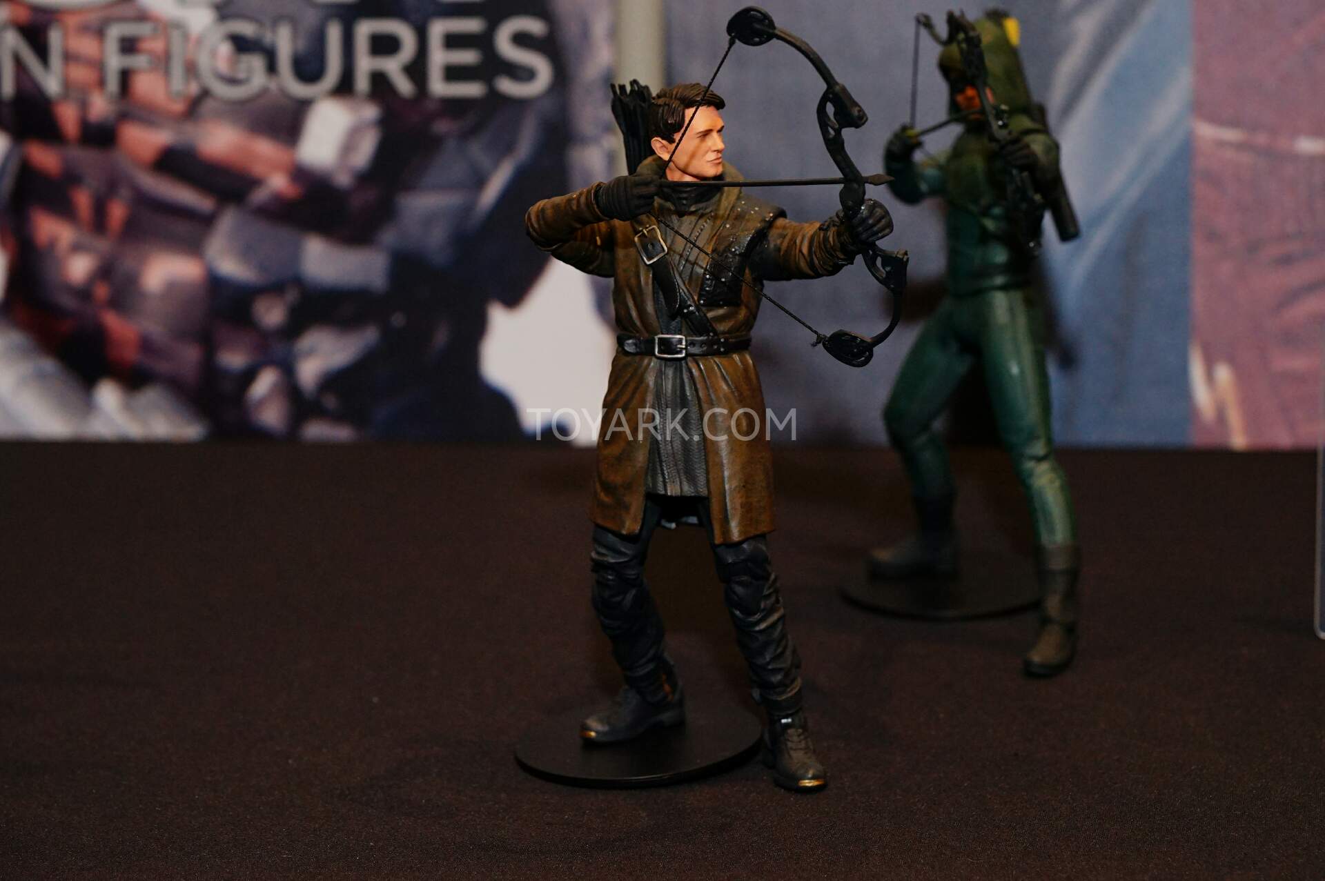 [SDCC 2015] DC Collectibles SDCC2015-DC-Collectibles-DC-CW-TV-Series-001