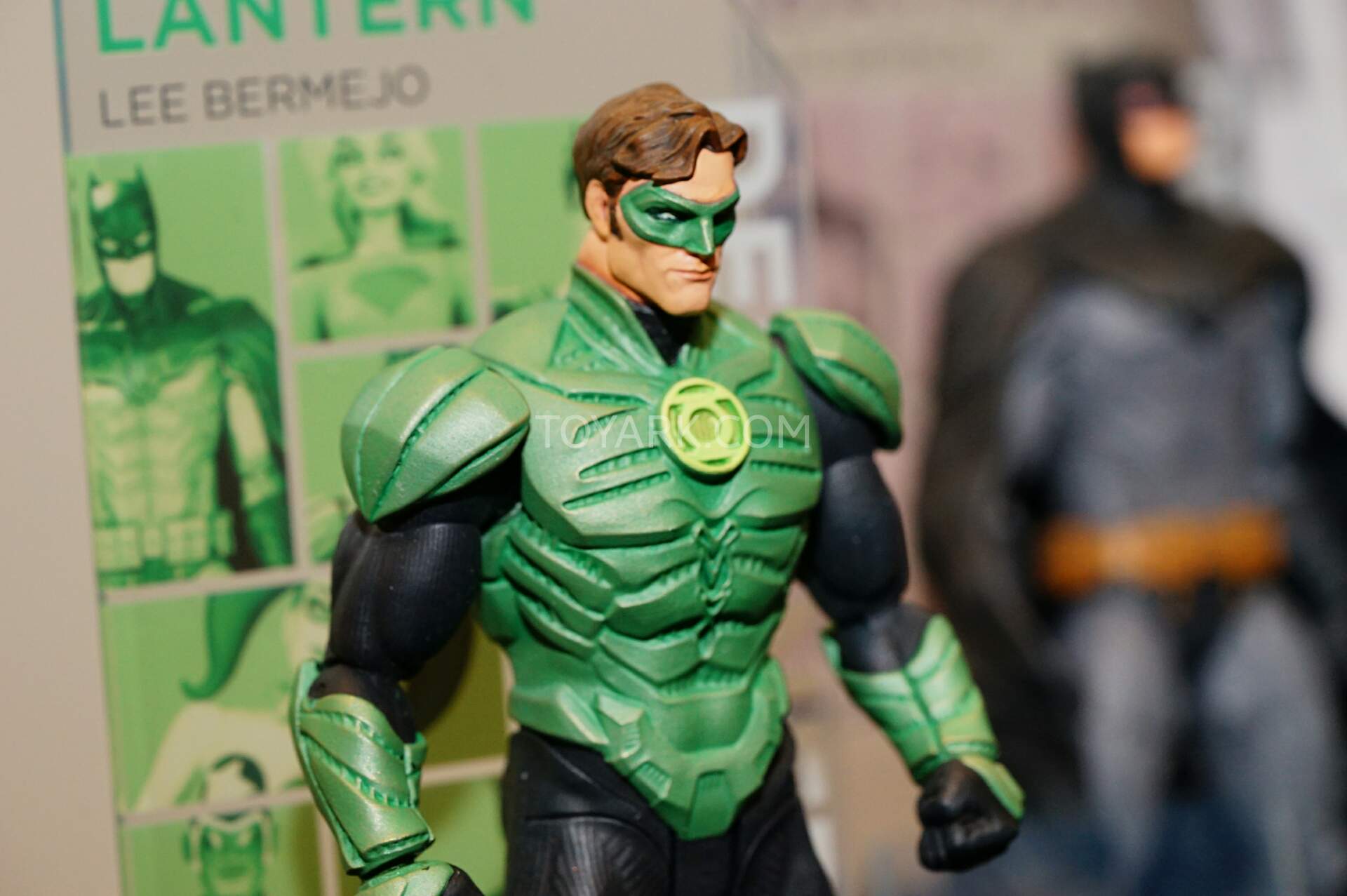 [SDCC 2015] DC Collectibles SDCC2015-DC-Collectibles-DC-Designer-Series-025