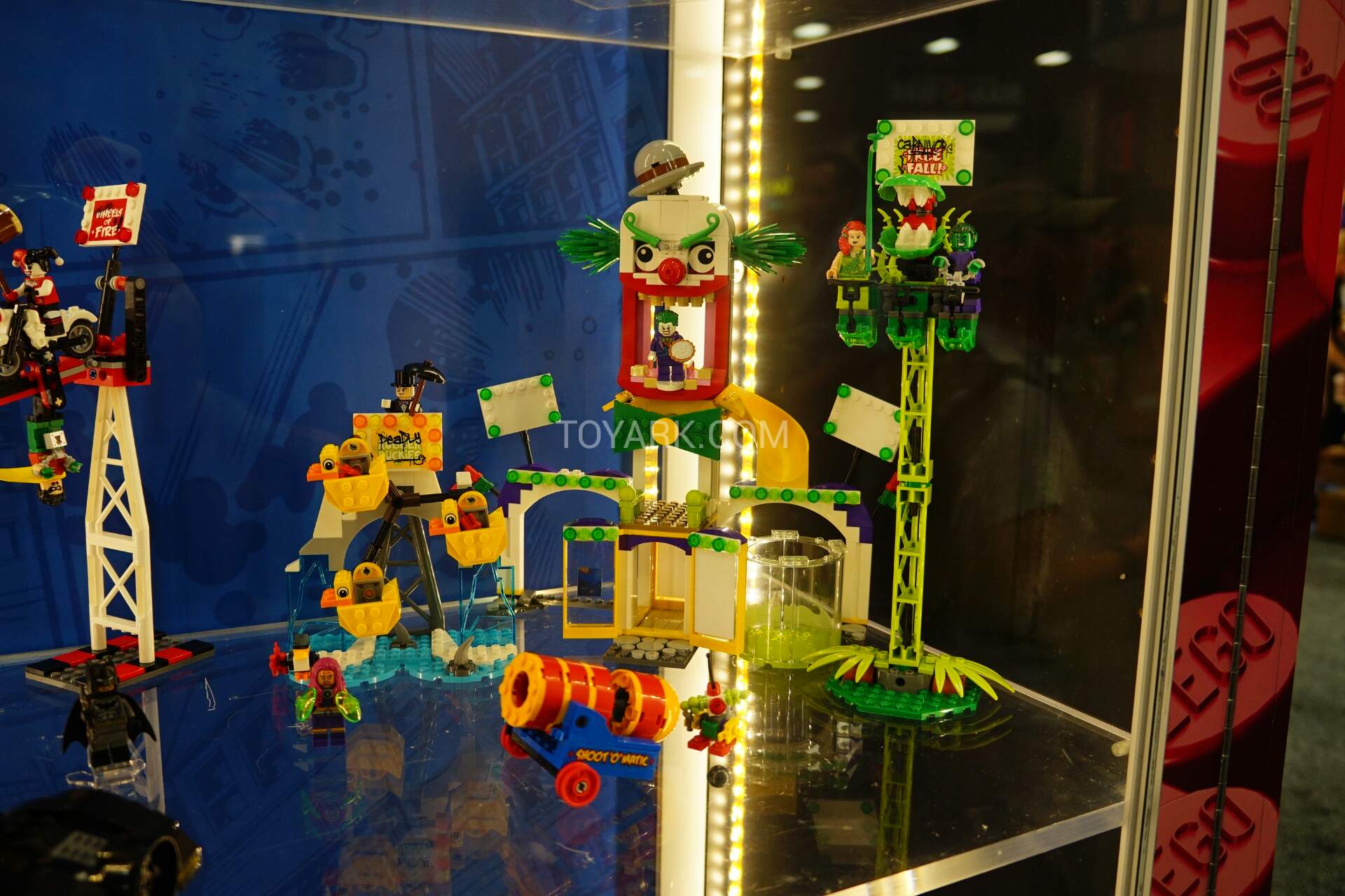 [SDCC 2015] LEGO SDCC2015-LEGO-DC-Super-Heroes-002