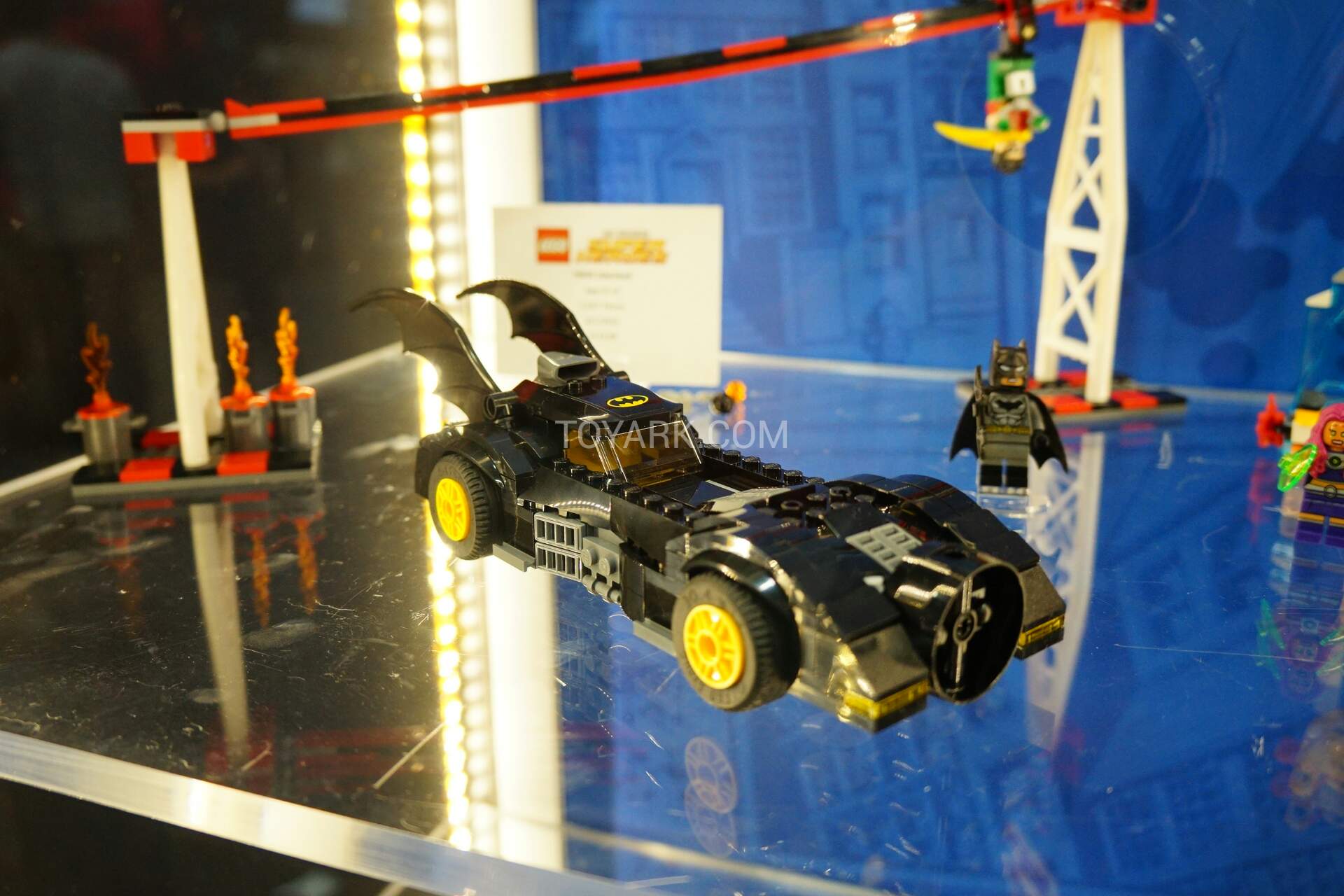 [SDCC 2015] LEGO SDCC2015-LEGO-DC-Super-Heroes-004