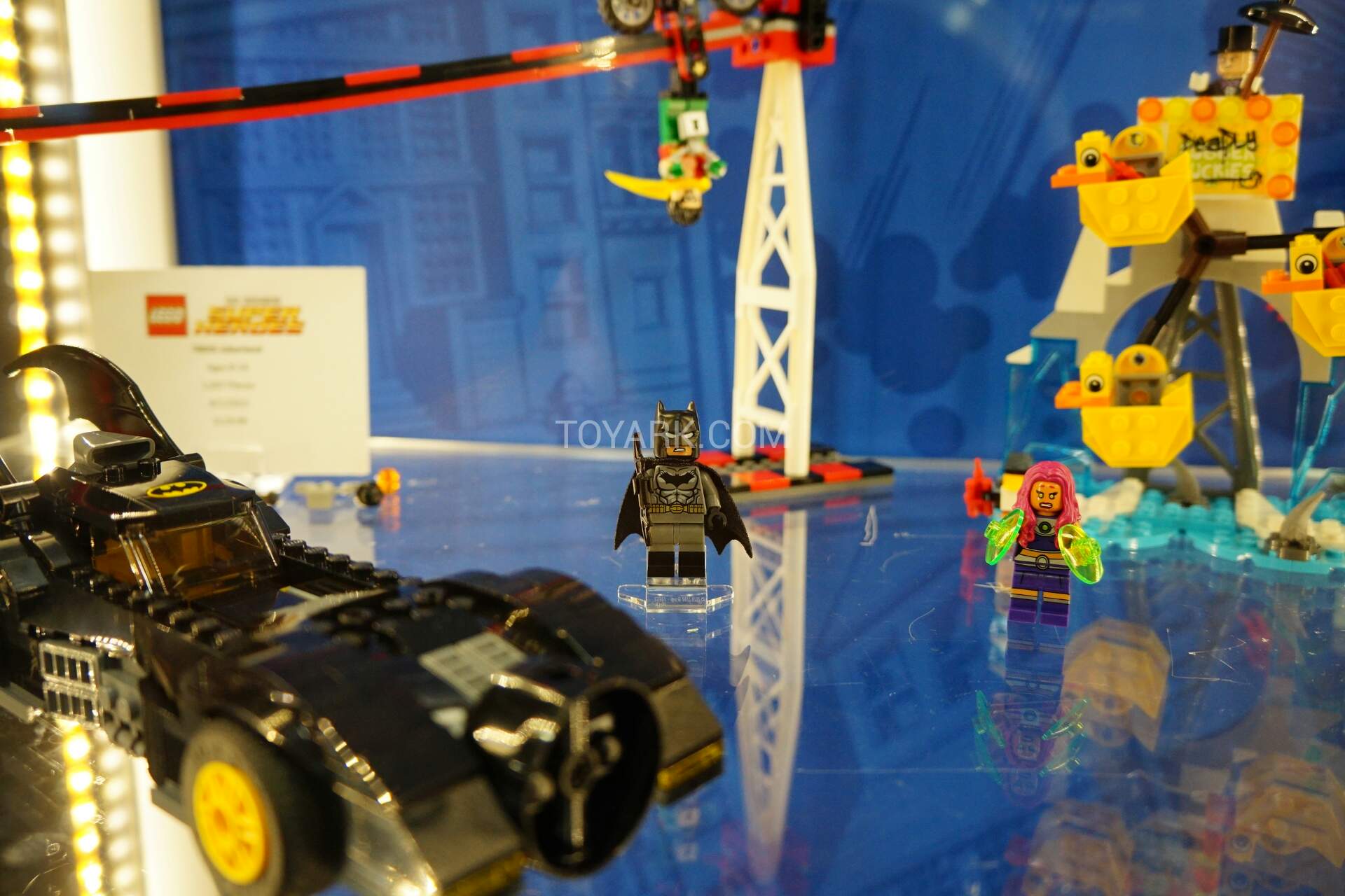 [SDCC 2015] LEGO SDCC2015-LEGO-DC-Super-Heroes-005