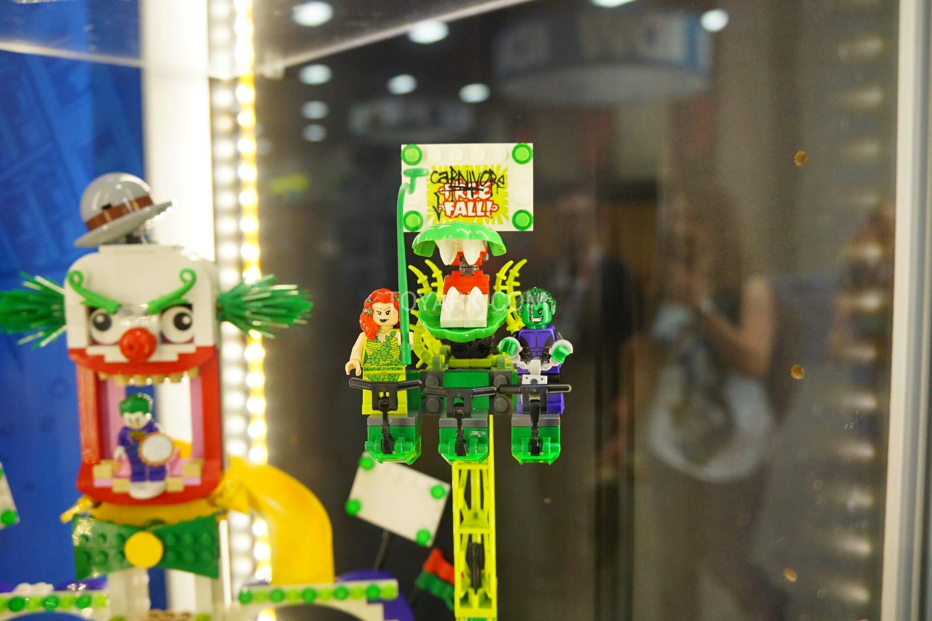 [SDCC 2015] LEGO SDCC2015-LEGO-DC-Super-Heroes-007