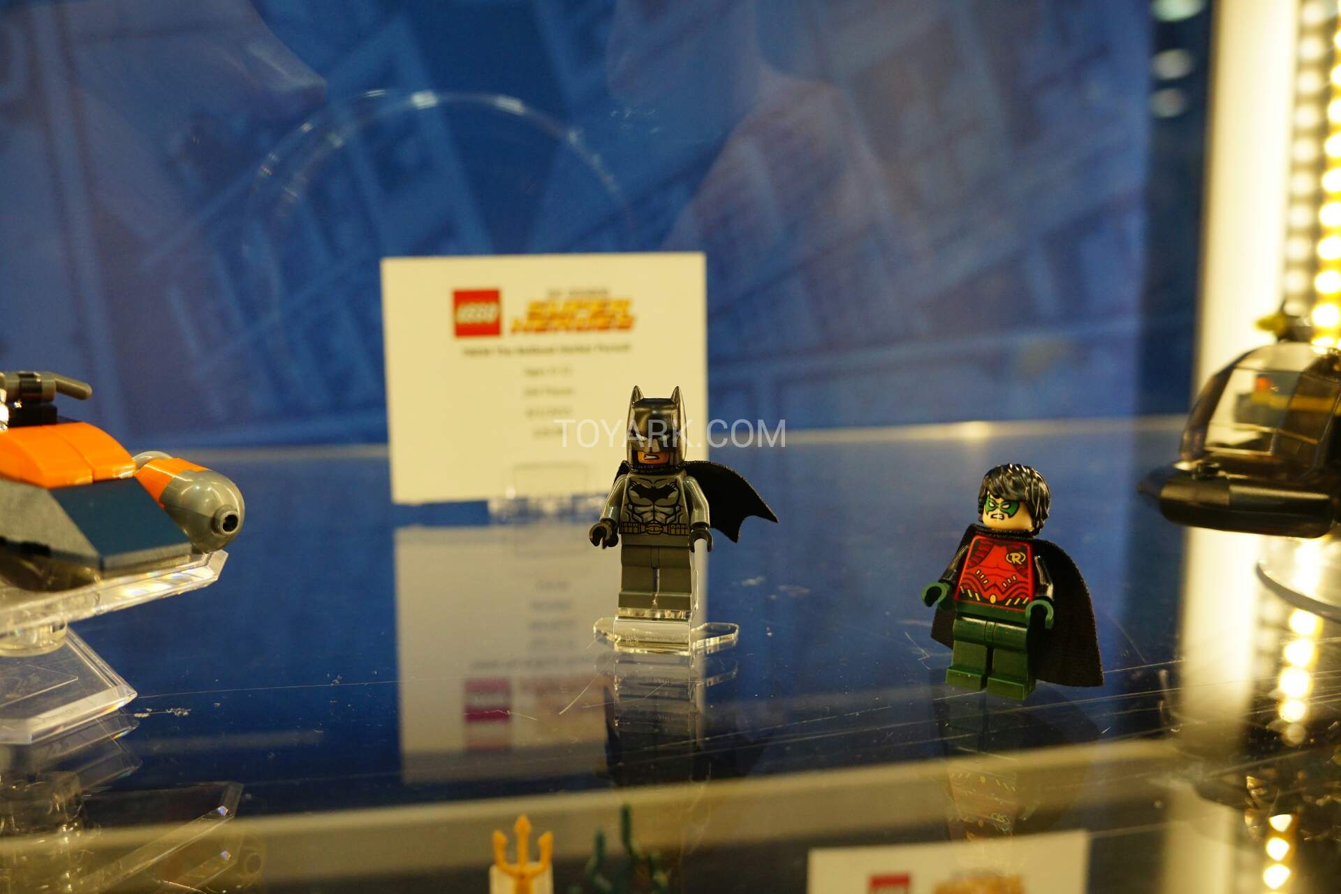 [SDCC 2015] LEGO SDCC2015-LEGO-DC-Super-Heroes-012
