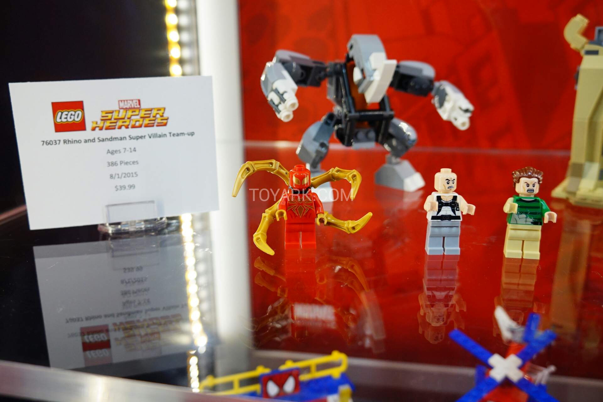 [SDCC 2015] LEGO SDCC2015-LEGO-Marvel-Super-Heroes-012