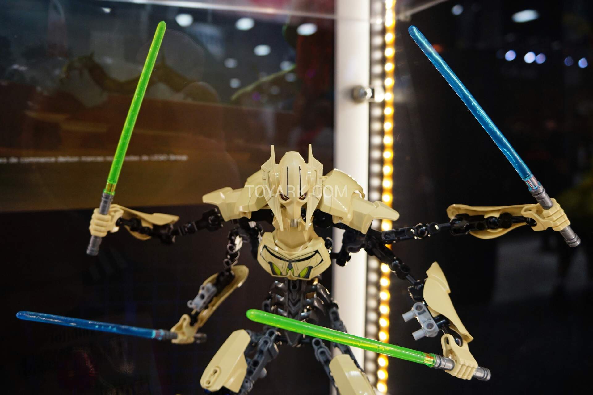 [SDCC 2015] LEGO SDCC2015-LEGO-Star-Wars-013