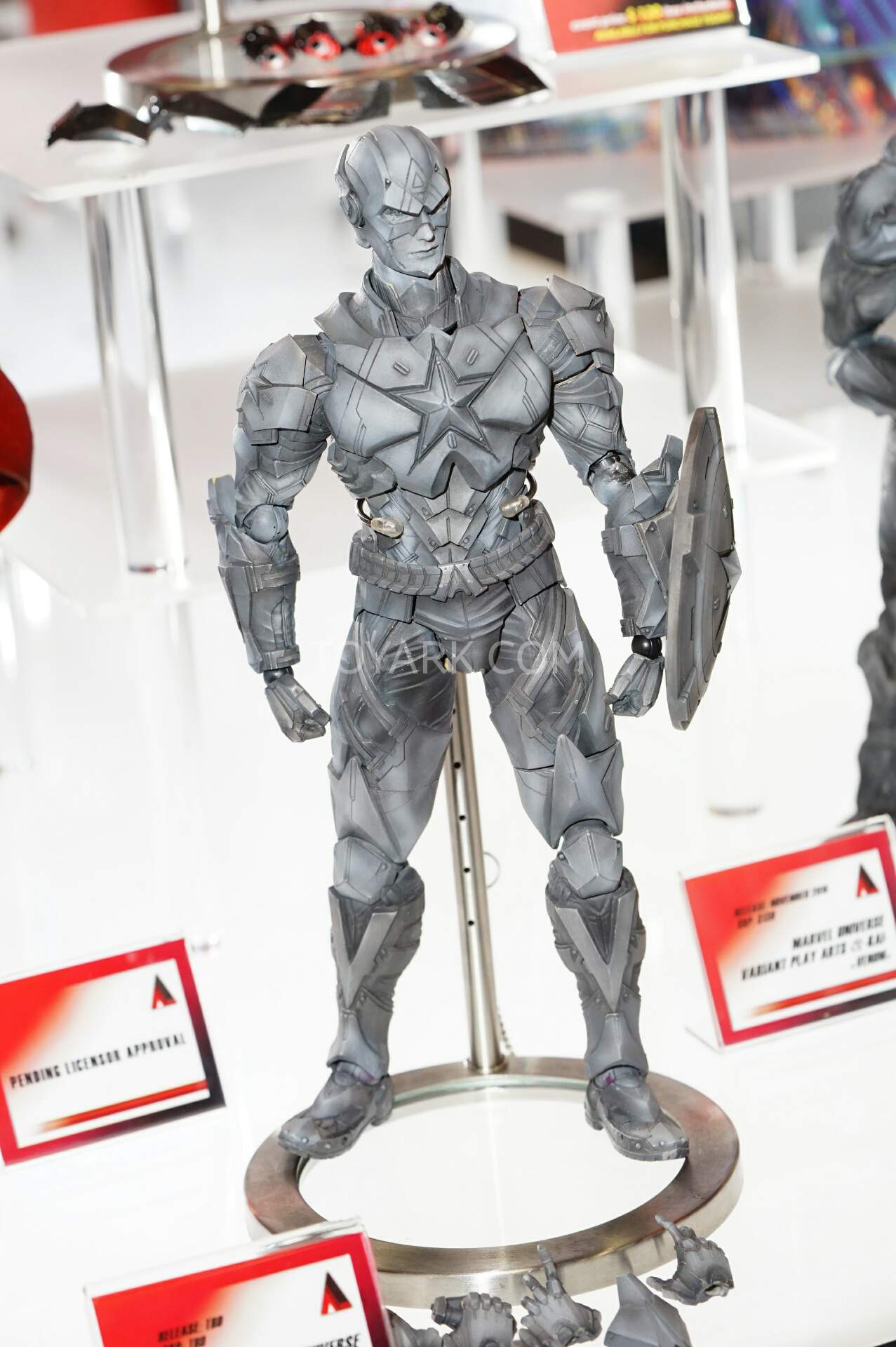 [SDCC 2015] Square Enix & Play Arts Kai SDCC2015-Play-Arts-Marvel-003