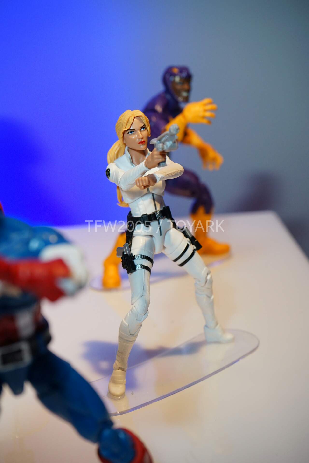 [NYCC 2015] Fotos do Evento - Página 2 NYCC2015-Hasbro-Marvel-6-Inch-Legends-011