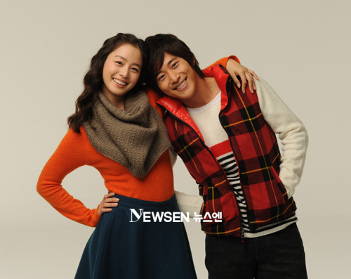 [13/11/2008] Kim Tae Hee- Lee Wan cùng đóng chung CF Giáng sinh 200811131139221010_1